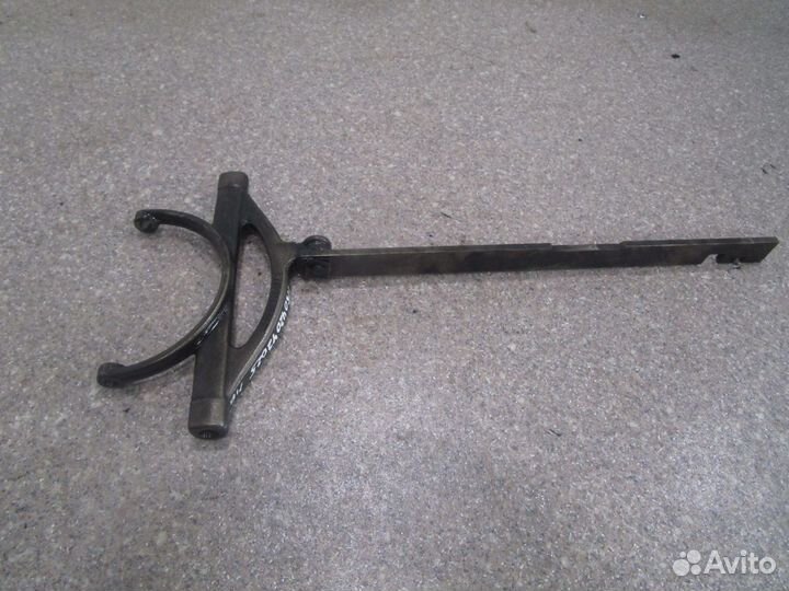 Вилка переключения передач Mercedes-Benz A94526500