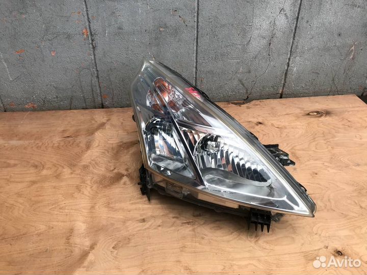 Фара правая Nissan Teana J32 галоген