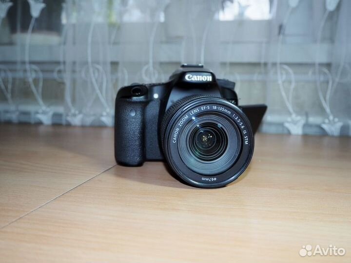 Фотоаппарат Canon EOS70D