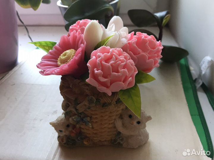 Подарочный набор - букет цветов в кашпо с котятами