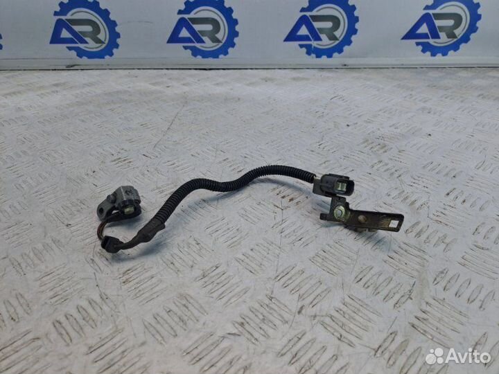 Датчик положения коленвала Volkswagen Passat (B3)