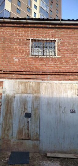 Гараж, > 30 м²