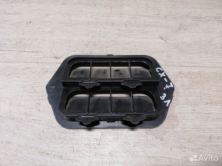 Решетка вентиляции багажника Mazda CX7 Мазда CX 7