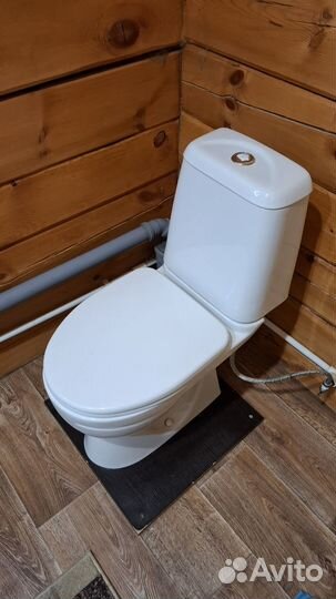 Унитазы и бачки бу