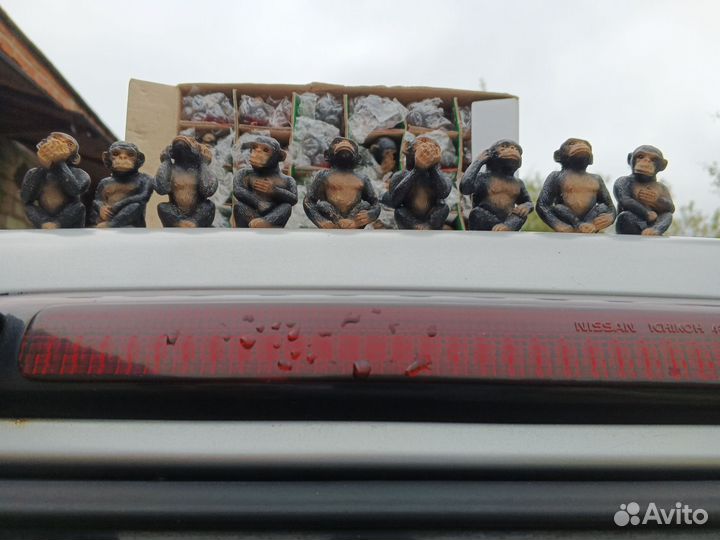 Фигурки обезьянки