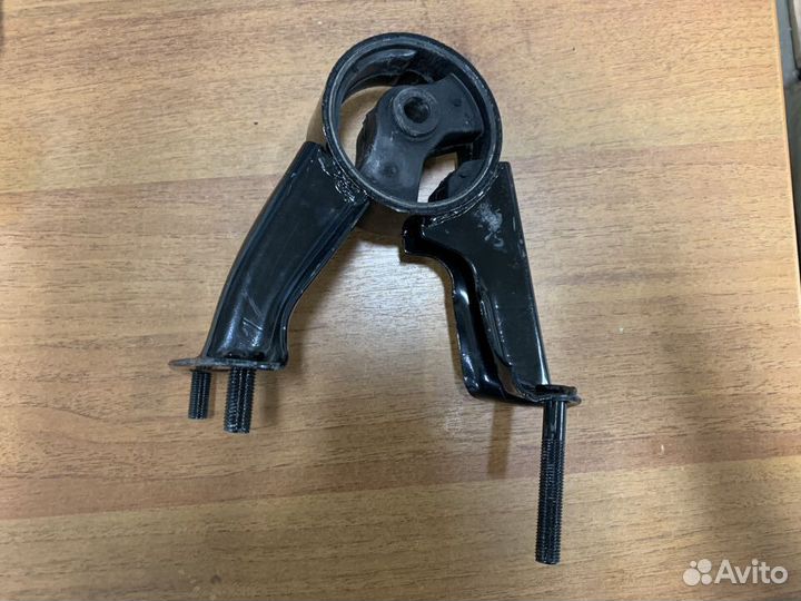 Опора двигателя задняя Geely Emgrand EC7