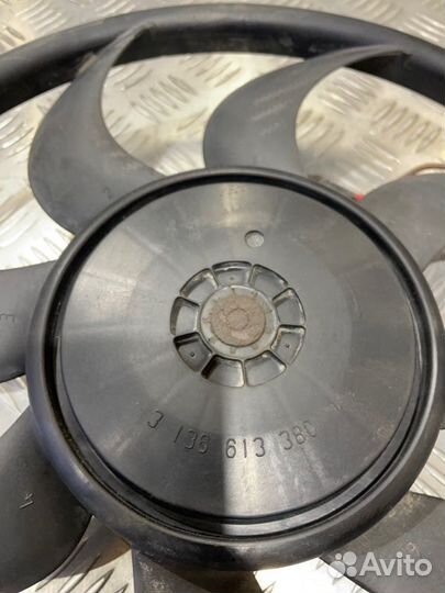 Вентилятор радиатора Ford Focus 3 хэтчбек 2.0