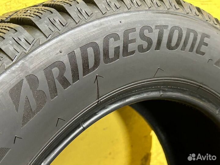 Bridgestone Ice Cruiser 7000S 205/60 R16 92T