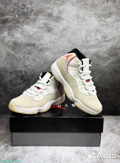 Nike AIR Jordan 11 beige