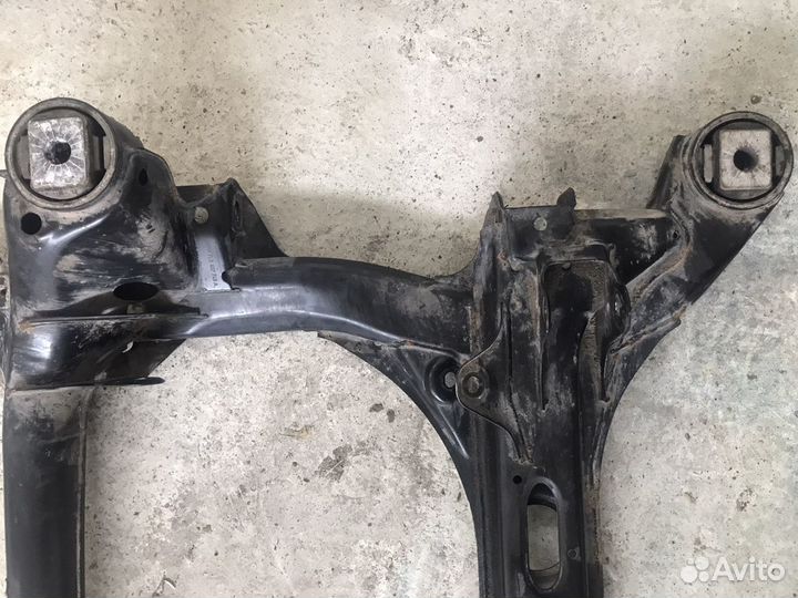 Балка подмоторная Порше Кайен 958(1330)