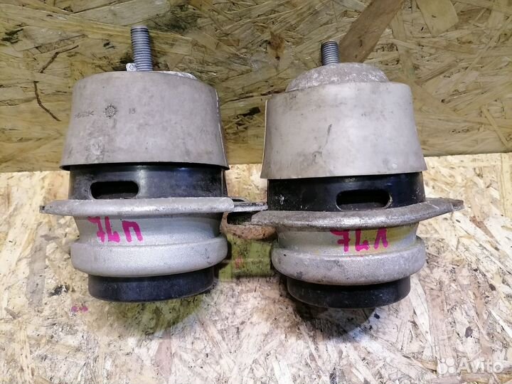 Подушка двигателя Volkswagen Touareg 7L 3.2 4.2