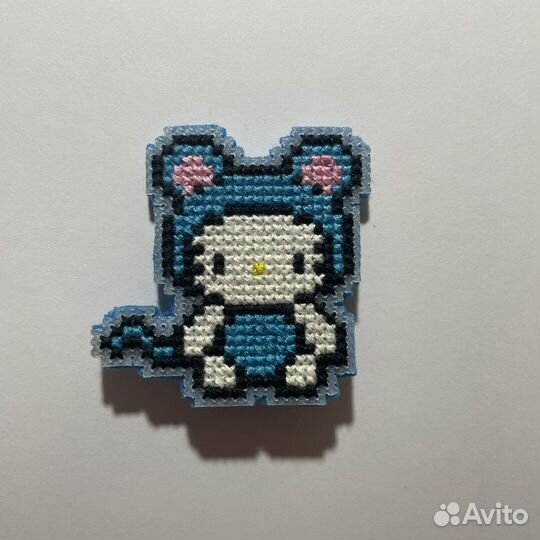 Hello kitty брелок