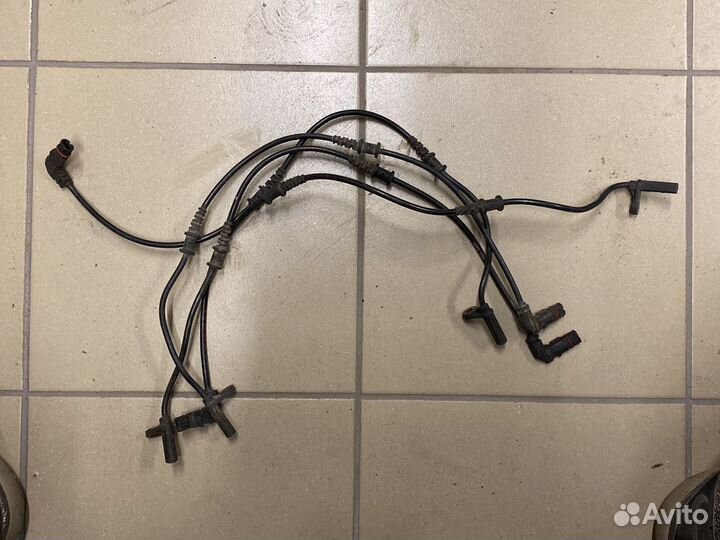 Датчик ABS передний Mercedes w203 w209 w171