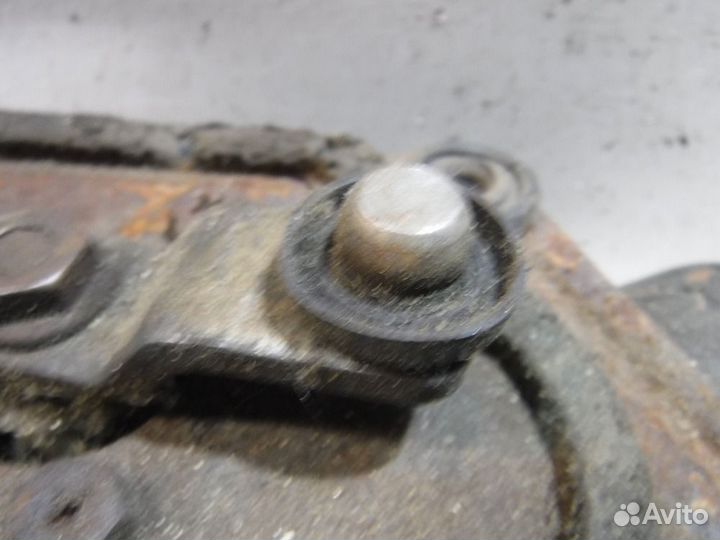 Моторчик стеклоочистителя передний Kia Sportage I