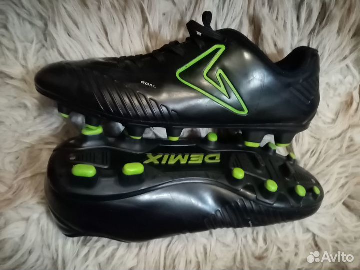 Футбольные бутсы Demix