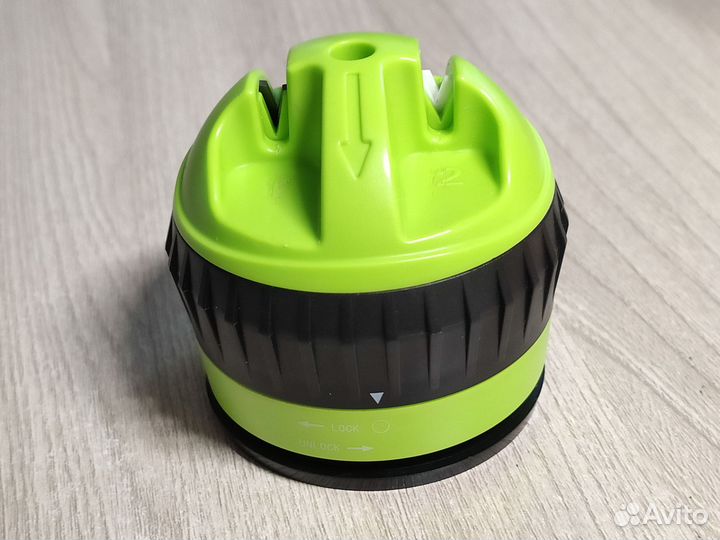 Ножеточка на присоске для ножей металл. и керам