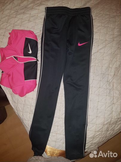 Костюм спортивный Nike