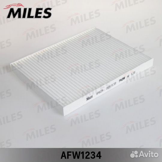 Фильтр салона hyundai iX20/KIA venga (filtron K125