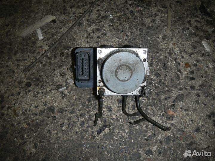 Блок ABS (насос) для Toyota Corolla E15