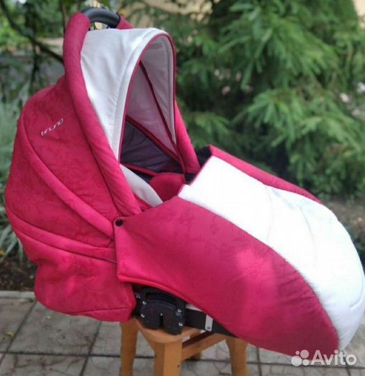 Продам коляску 3 в 1