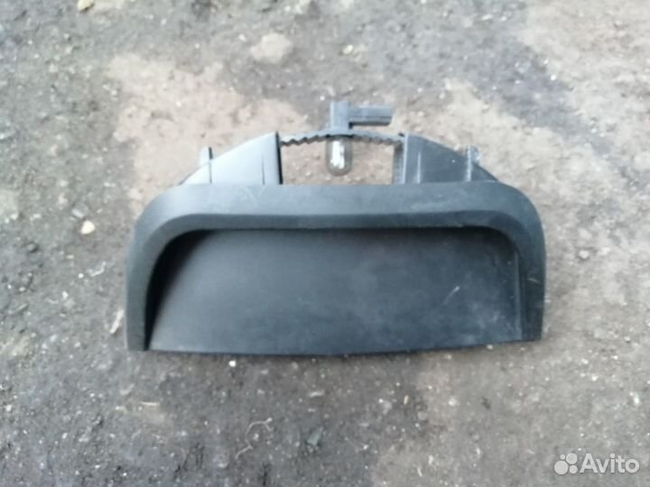 Стоп сигнал дополнительный Renault Logan 2