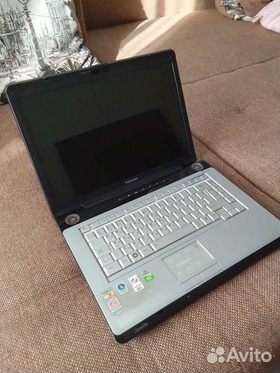 Ноутбук toshiba