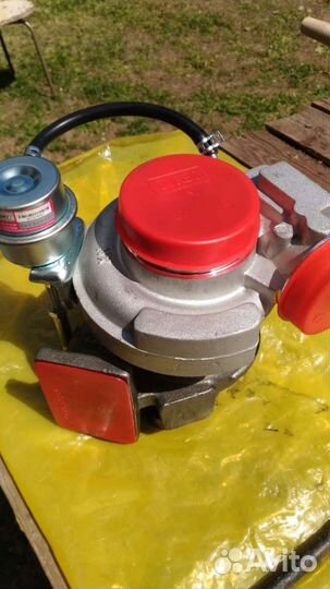 Турбокомпрессор Holset HE221W 4043978 новый