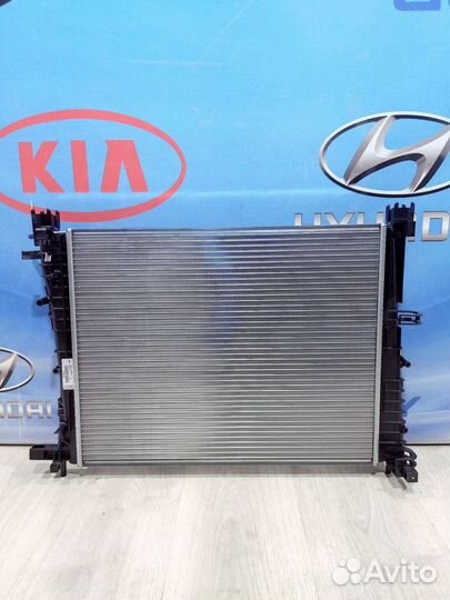 Радиатор охлаждения двигателя основной Renault log