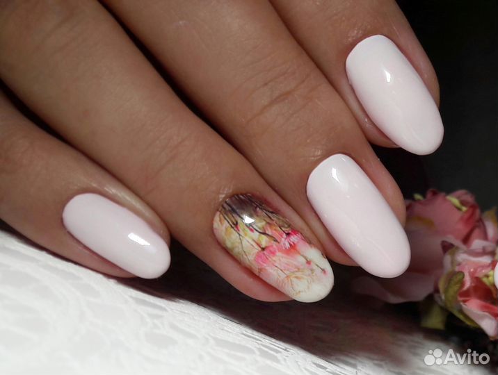 Наращивание ногтей/маникюр/педикюр