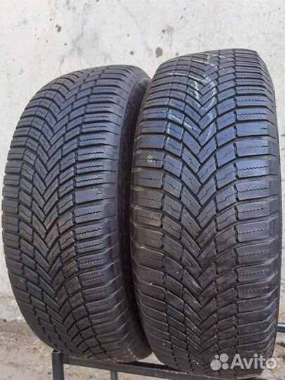 Bridgestone Weather Control A001 215/65 R16 102V