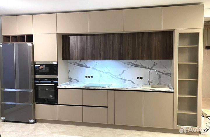 Кухонный гарнитур 