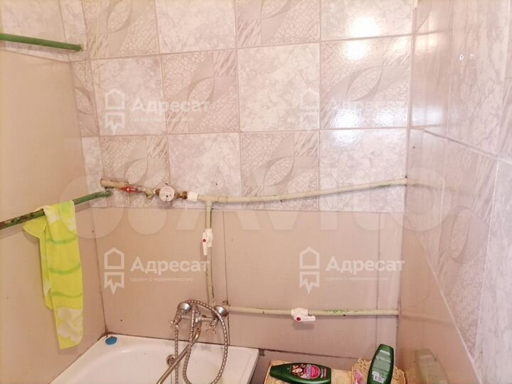 Комната 12,2 м² в 3-к., 1/2 эт.