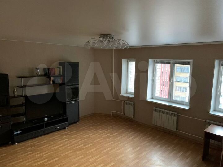 3-к. квартира, 118 м², 6/6 эт.