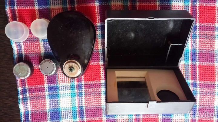 Заводная-механическая бритва спутник-2