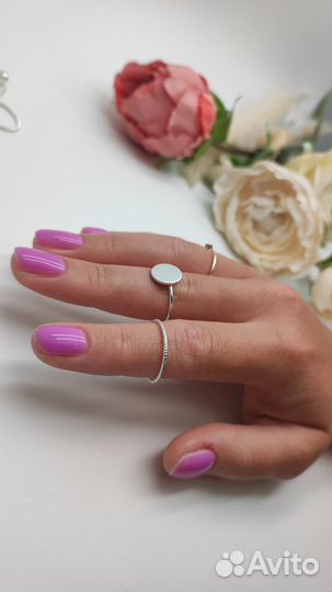 Модель на маникюр