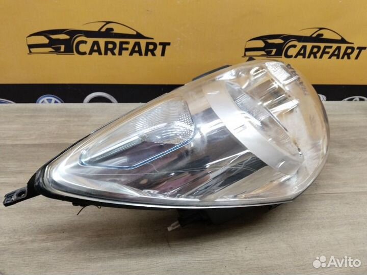 Фара правая Nissan Note E11 CR14DE 2011