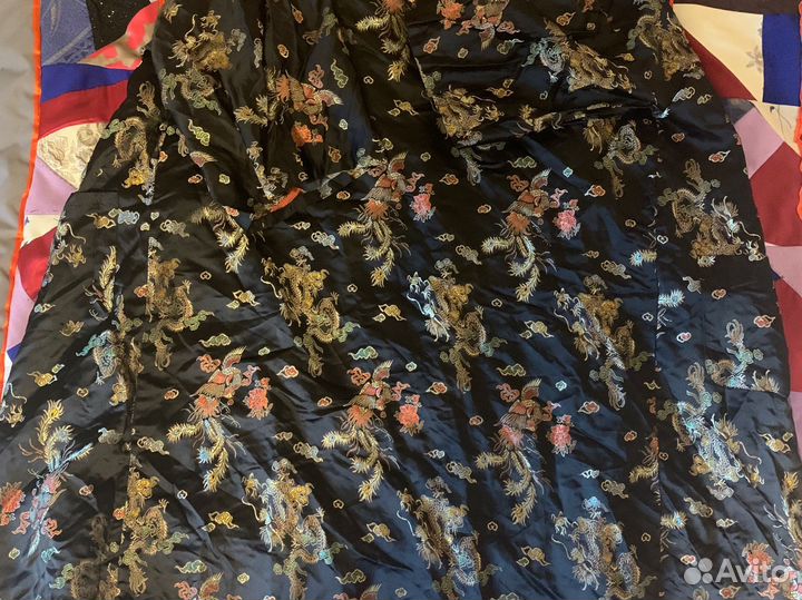 Шелковый халат мужской