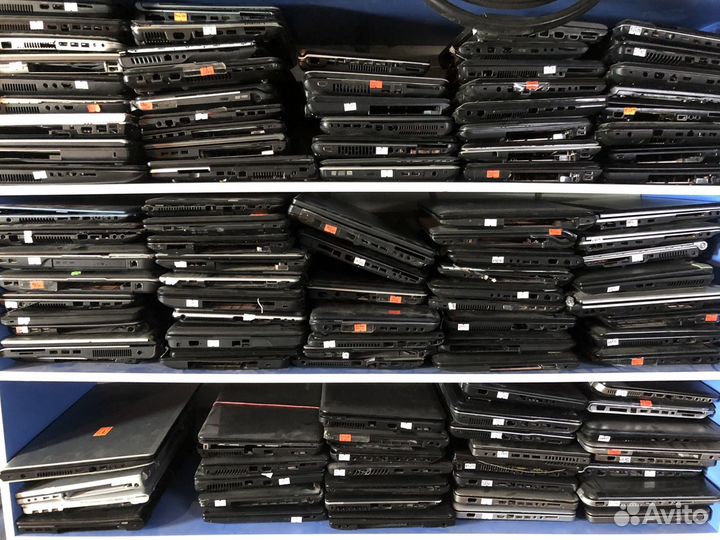 Корпуса, комплектующие ноутбука 100шт за 50.000