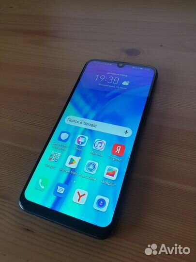 Смартфон honor 20e 4+64GB чёрный (HRY-LX1T)