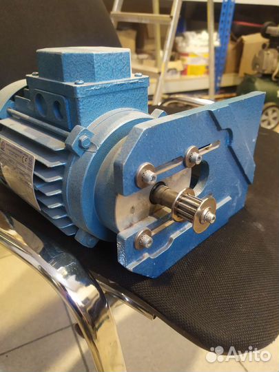Электродвигатель 220в 0,18 кВт