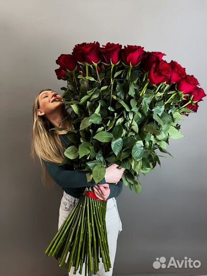 Премиальная высокая роза 110 см Эквадор