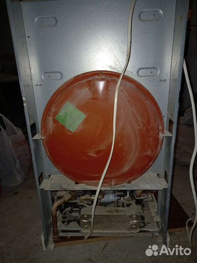 Газовый комбинированный настенный котел Wiessmann