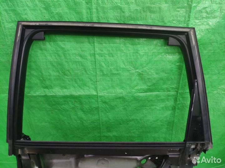 Рамка двери лев. зад. Volkswagen Touareg