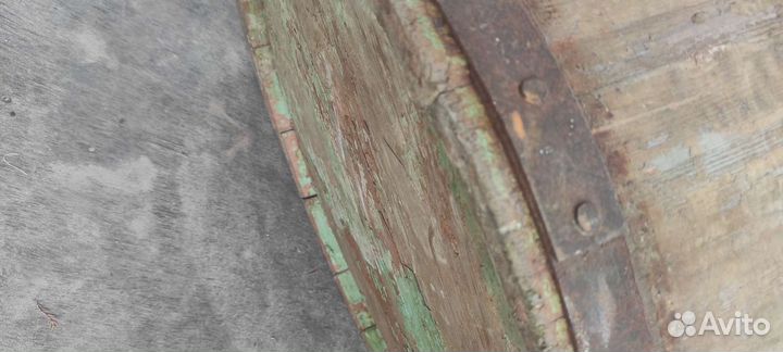 Деревянная бочка