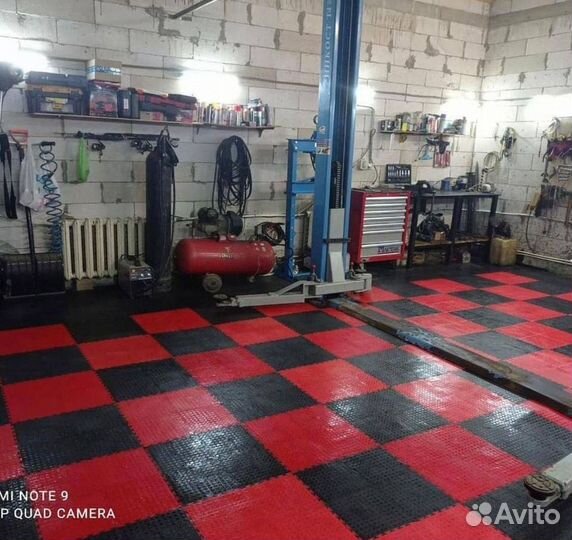 Модульная плитка пвх в спорт зал