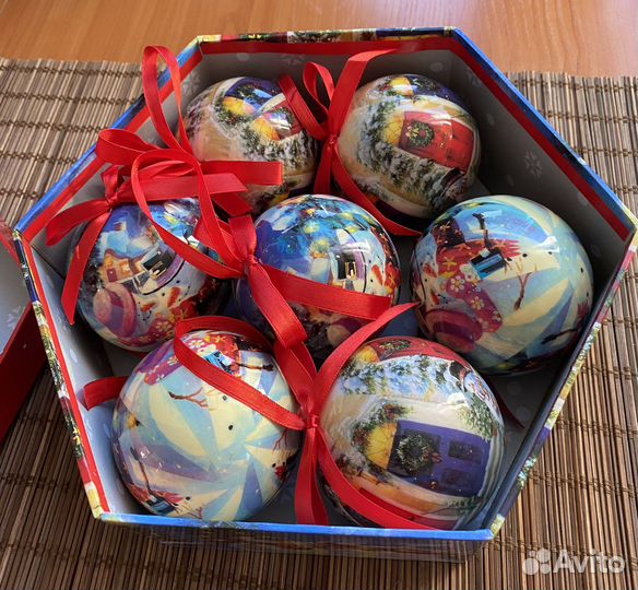 Елочные игрушки