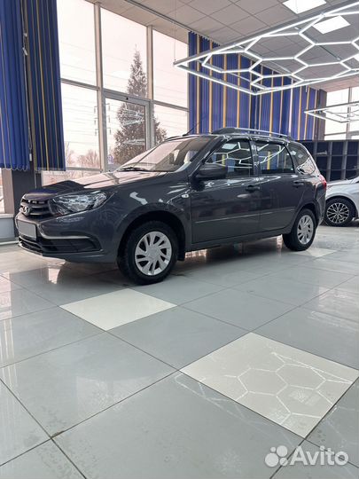 LADA Granta 1.6 МТ, 2021, 35 000 км