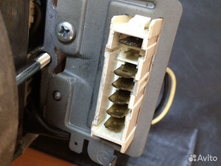 Мотор стиральной машины, контакт 1+5
