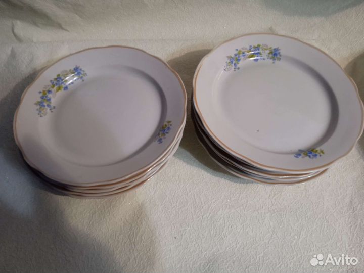 Много посуды