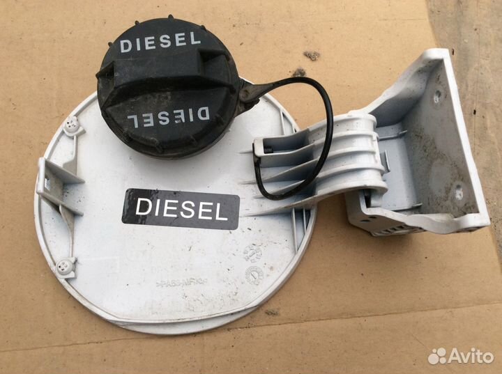 Hyundai IX-35 лючок бензобака